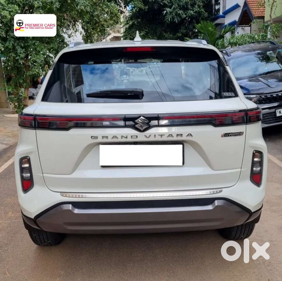 Maruti Suzuki Grand Vitara 1.5 Alpha Plus Intelligent Hybrid Ecvt, 2..