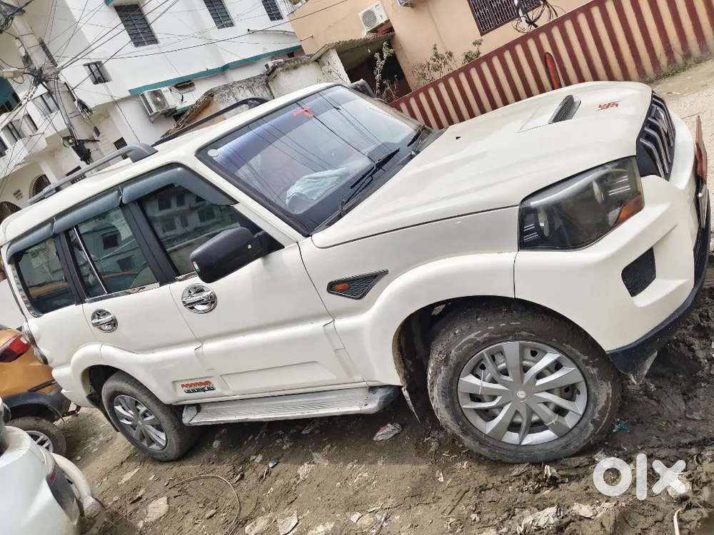 Mahindra Scorpio Classic 2015 Diesel Manual