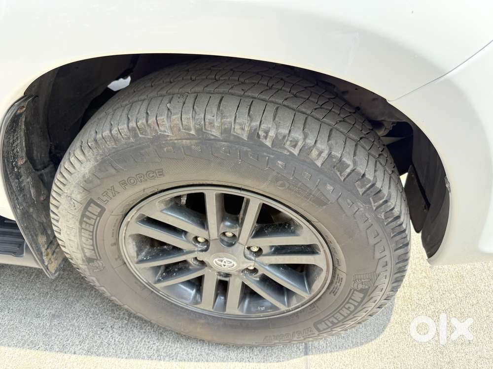 Toyota Fortuner 2011-2016 4x2 Manual, 2015, Diesel