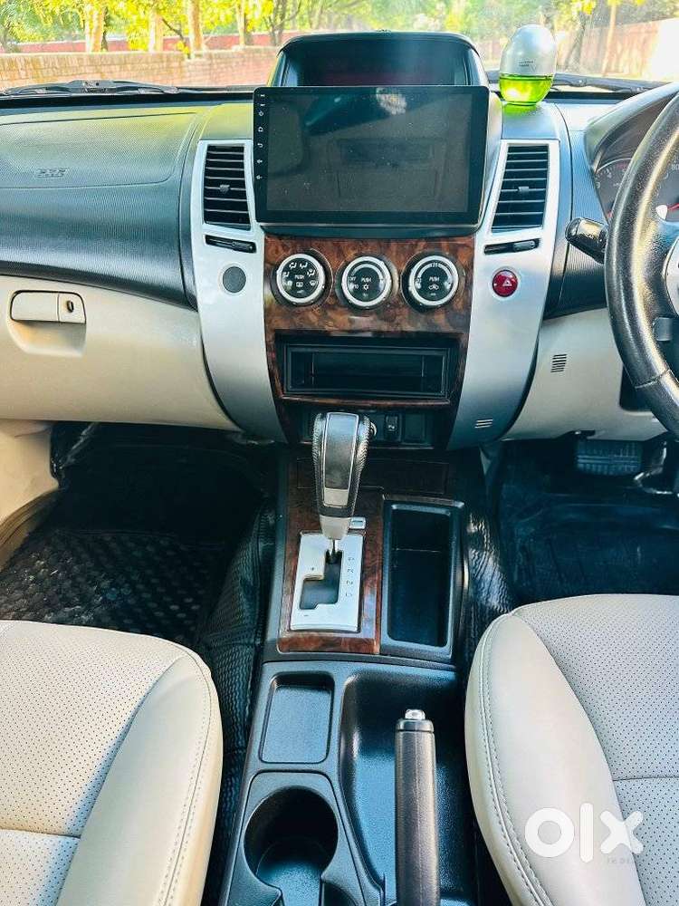 Mitsubishi Pajero Sport 4x2 Automatic, 2017, Diesel