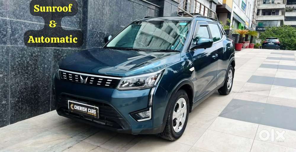 Mahindra Xuv300 1.2 W6 Amt Petrol, 2023, Petrol