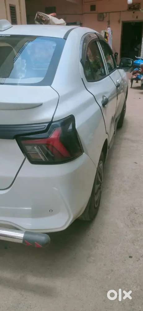 Maruti Suzuki Dzire 2025