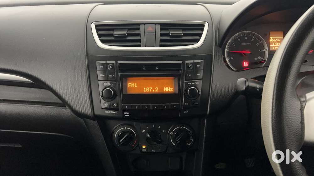 Maruti Suzuki Swift Vvt Vxi, 2014, Petrol