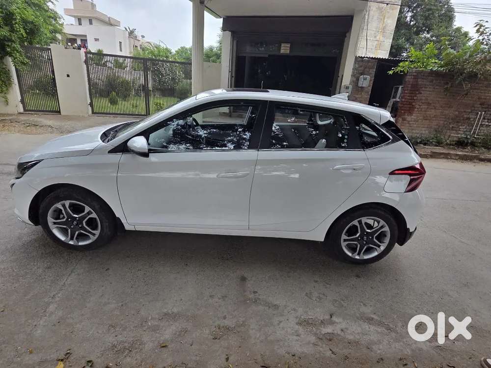 Hyundai New I20 Sportz (o) 1.2 Kappa Ivt 2025