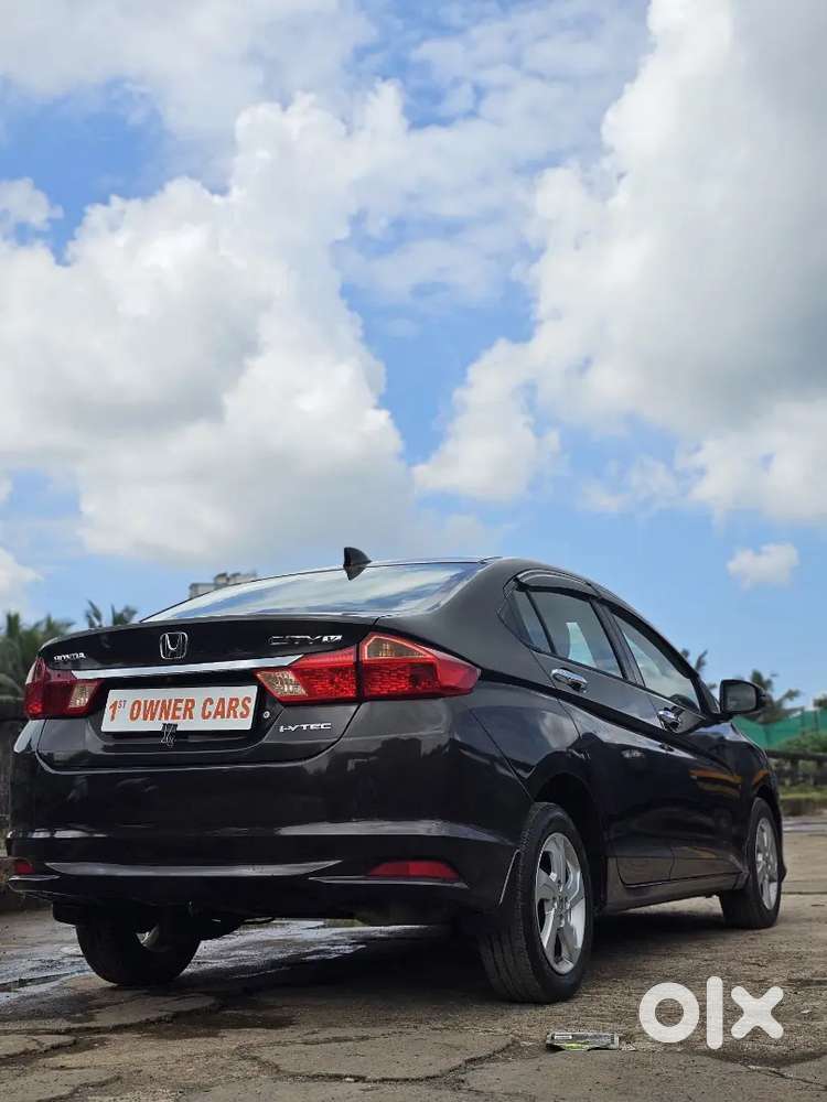 2016 Honda City V Mt, (g.brown Colour) Well Maintained 1st Owner Car!