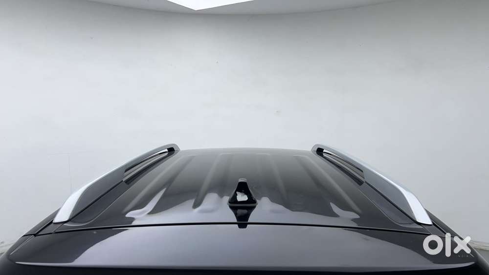 Hyundai Venue 1.2 S (o), 2024, Petrol