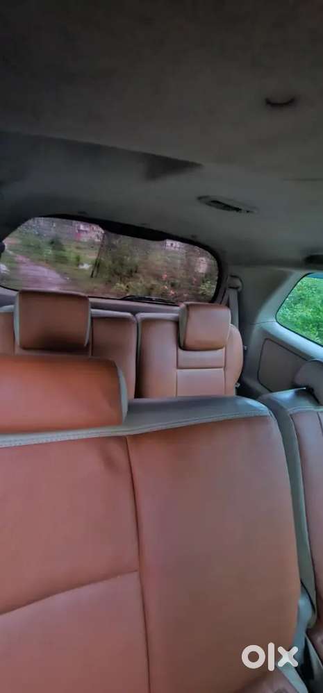 Toyota Innova 2014 Diesel 265000 Km Driven