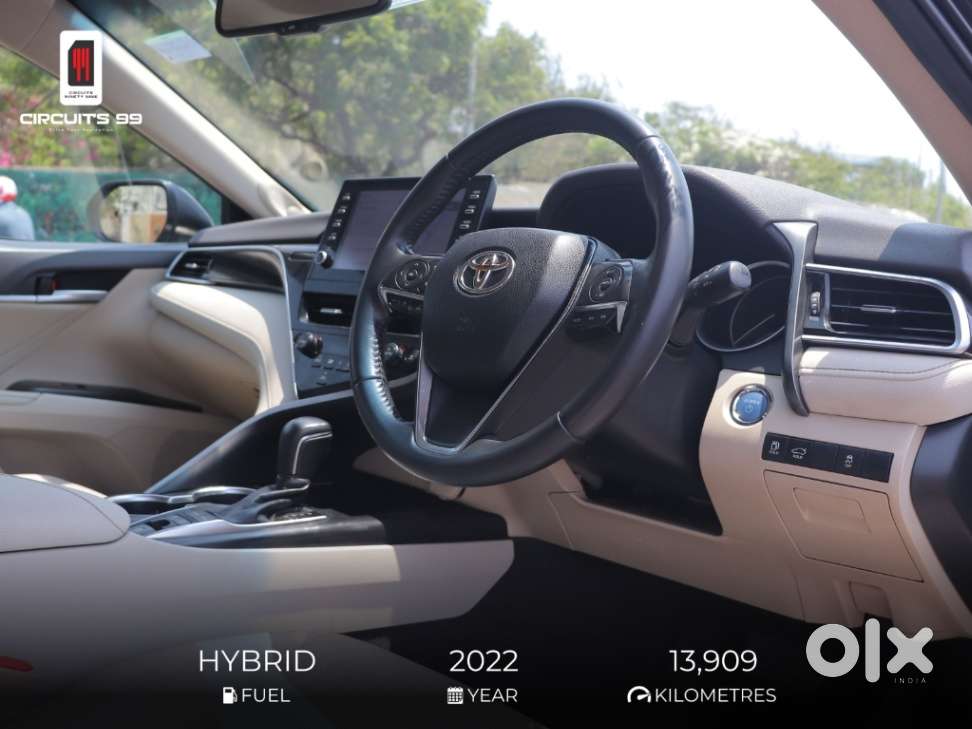 Toyota Camry Hybrid, 2022, Petrol