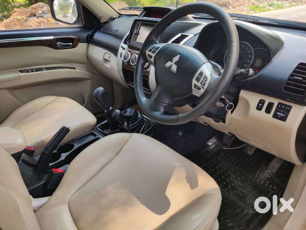 Mitsubishi Pajero Sport 2.5 Manual, 2016, Diesel