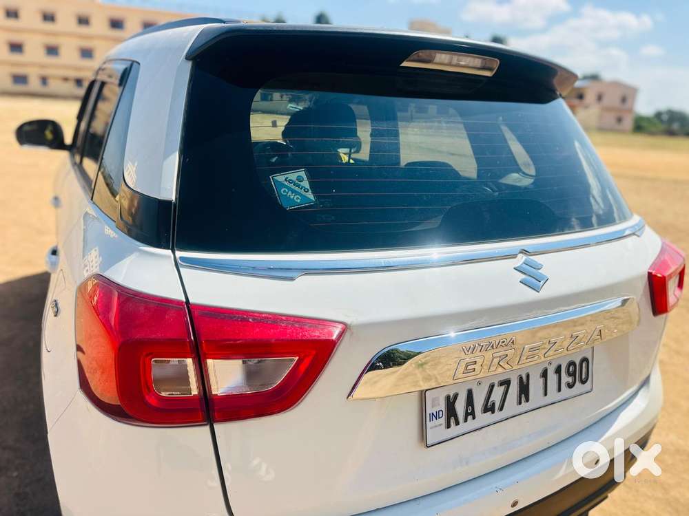 Maruti Suzuki Vitara Brezza 1.5 Vxi, 2022, Cng & Hybrids