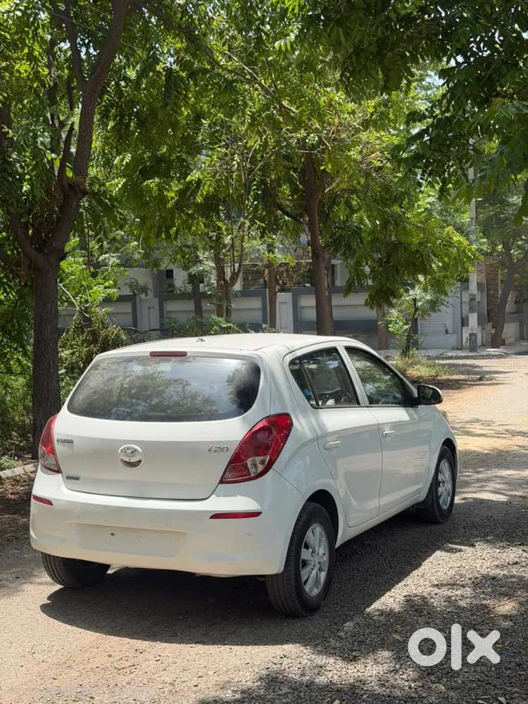 I20 Sportz 
2012 Model First Owner