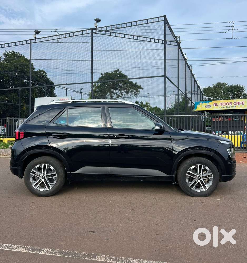 Hyundai Venue Sx Mt, 2023, Diesel