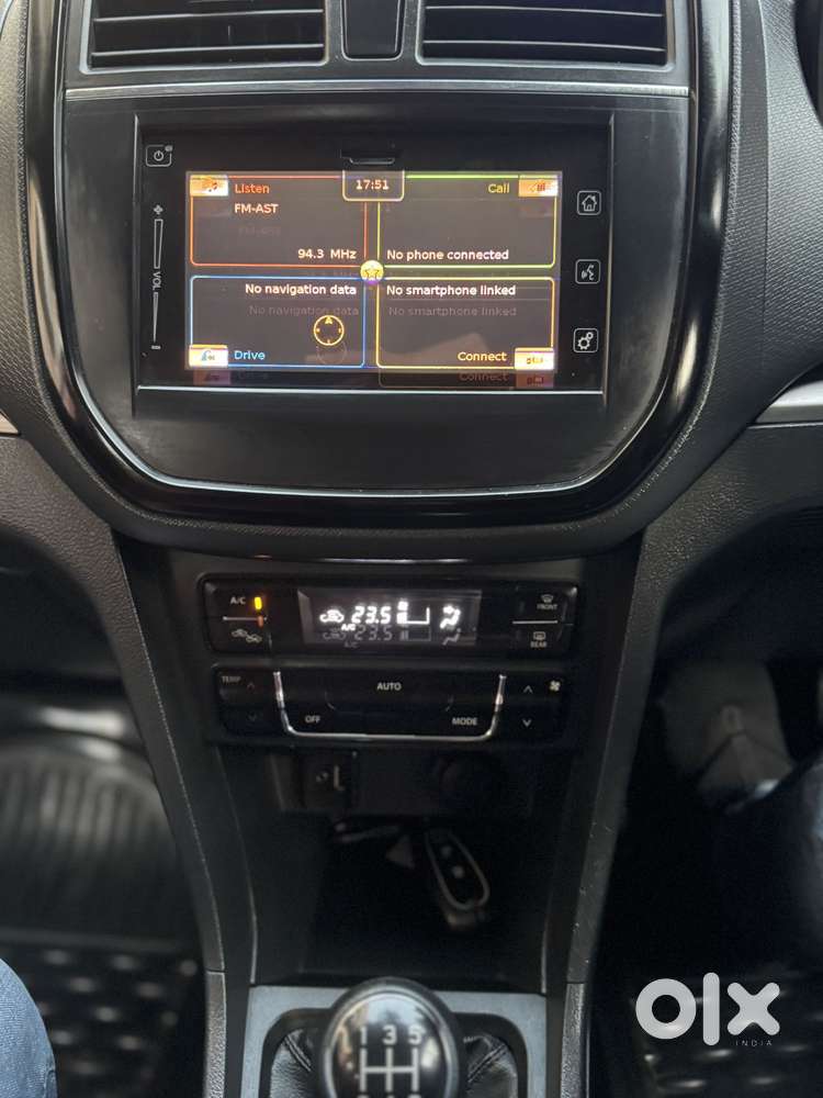 Maruti Suzuki Vitara Brezza Zdi+ Dual Tone Mt, 2017, Diesel