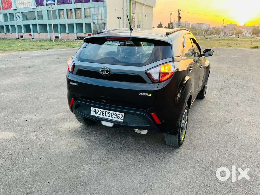Tata Nexon Petrol Manual 2018