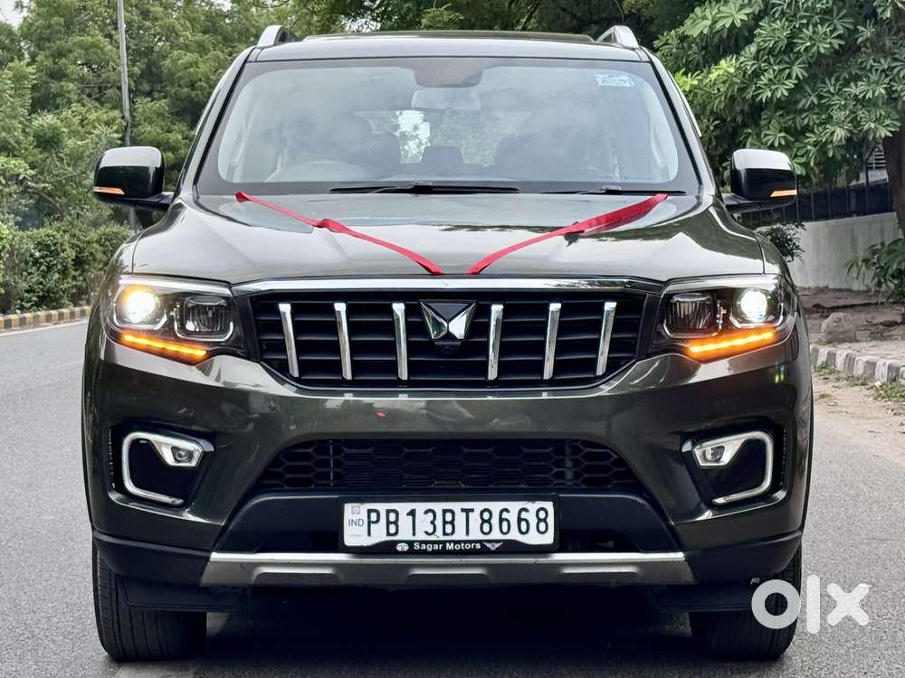 Mahindra Scorpio N Z8 Petrol Mt 7 Str, 2024, Petrol