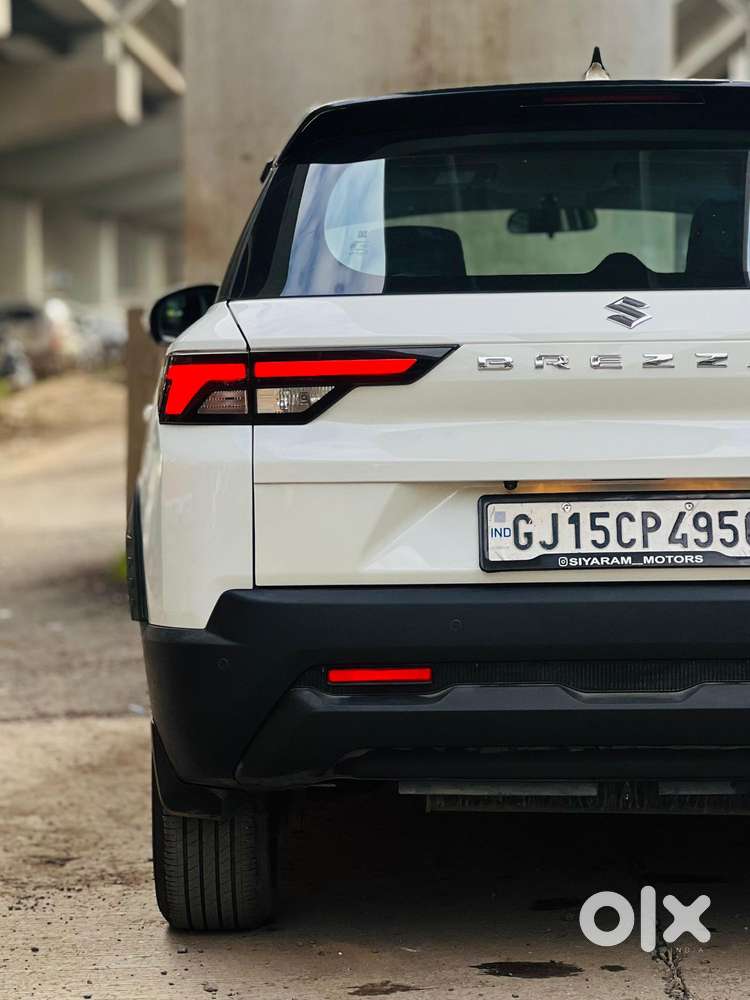 Maruti Suzuki Brezza 1.5 Lxi Cng, 2024, Cng & Hybrids