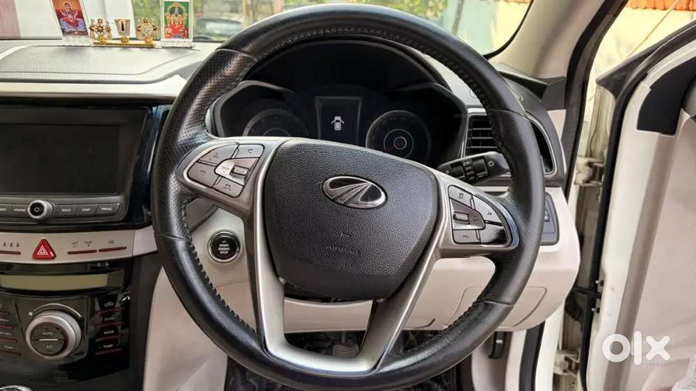 Mahindra Xuv300 2019 Petrol Well Maintained