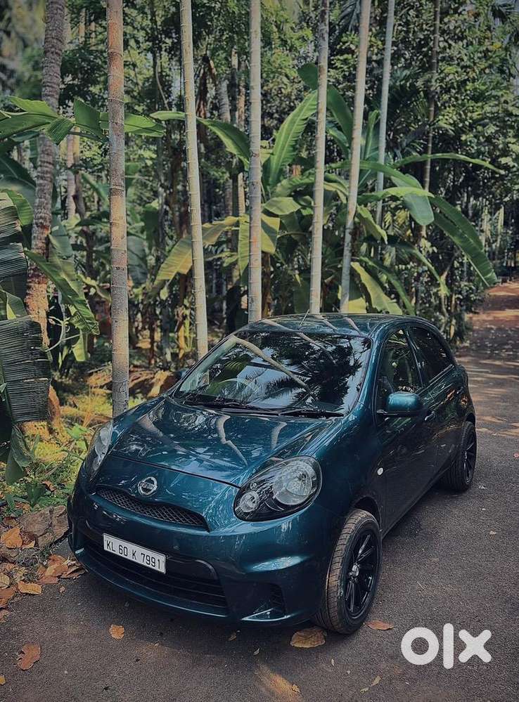 Nissan Micra Active 2016 Petrol Well Maintained