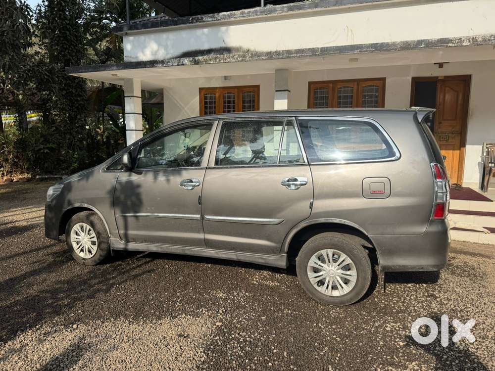Toyota Innova 2009 Diesel Third Owner