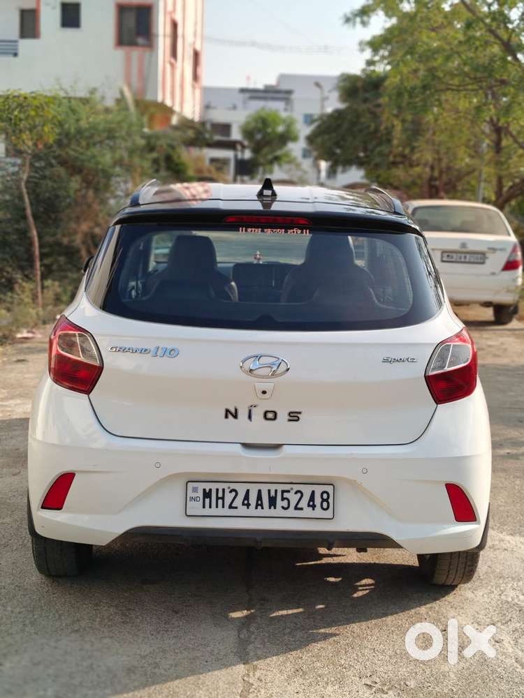 Hyundai Grand I10 Nios Sportz 1.2 Kappa Dual Tone, 2020, Petrol