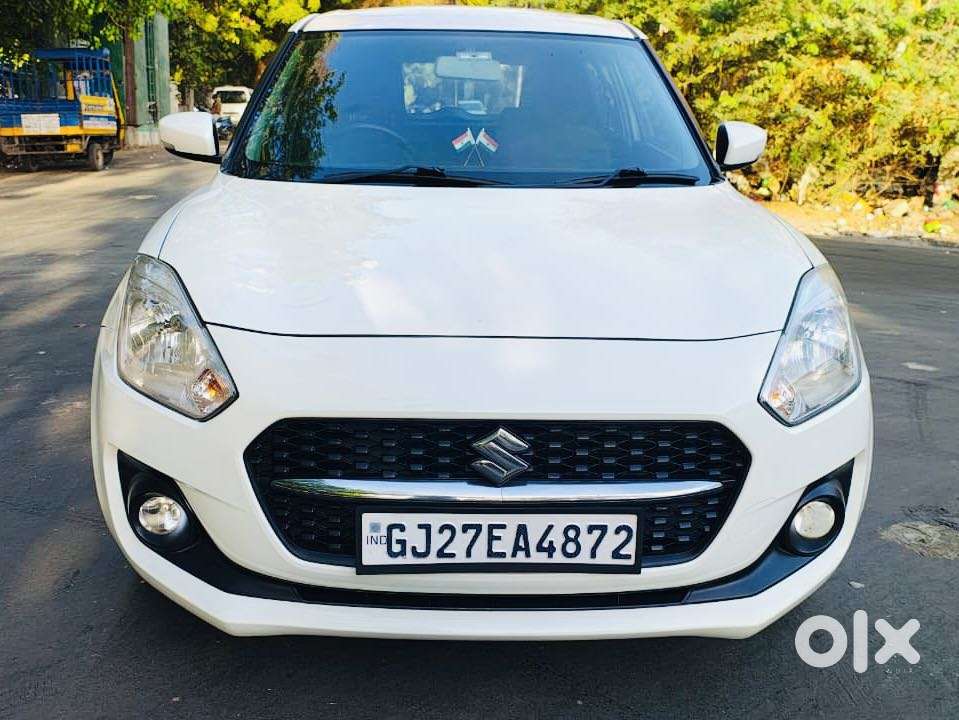 Maruti Suzuki Swift Vxi + Manual, 2022, Petrol
