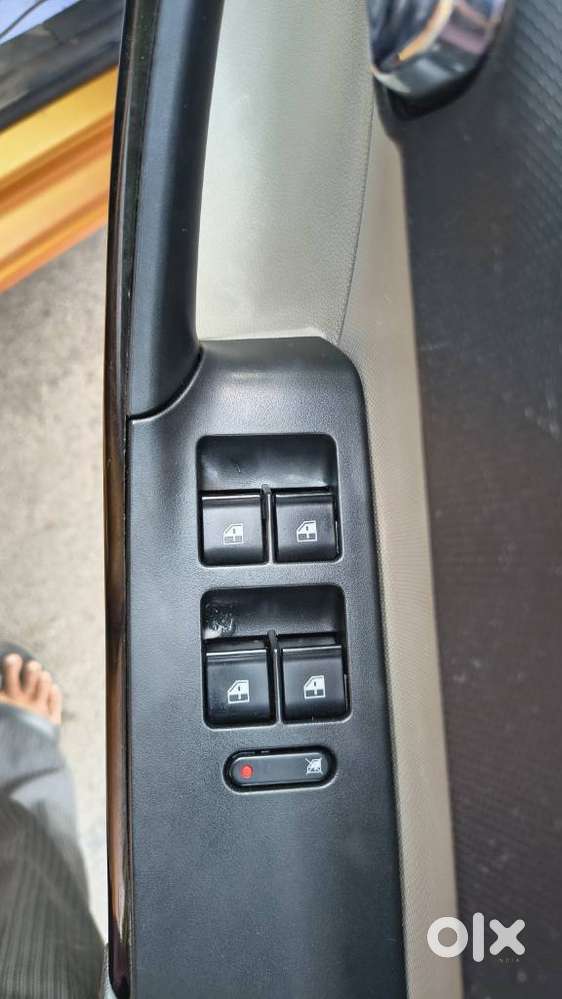 Tata Tiago Xz, 2017, Petrol