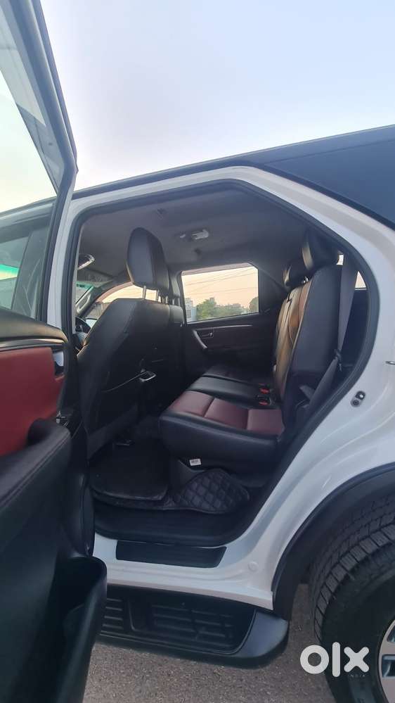 Toyota Fortuner 4x2 At 2.8 Diesel, 2024