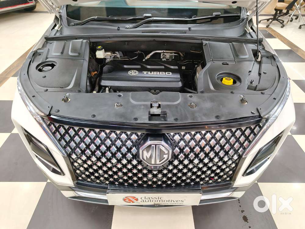 Mg Hector Plus Sharp Pro 1.5 Turbo Petrol Cvt 7 Str, 2023, Petrol