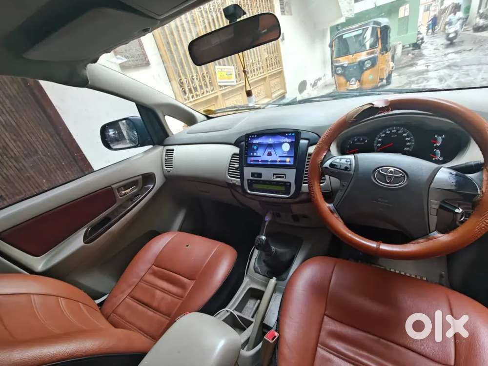 Toyota Innova Diesel 2012
