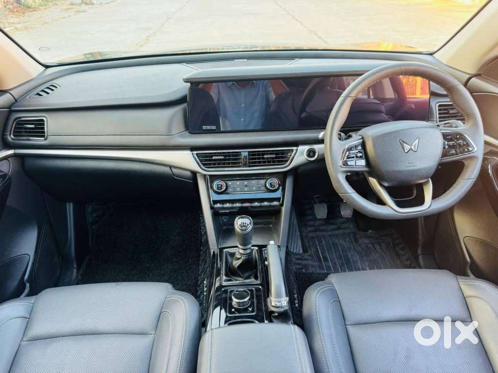 Mahindra Xuv700, 2025, Diesel