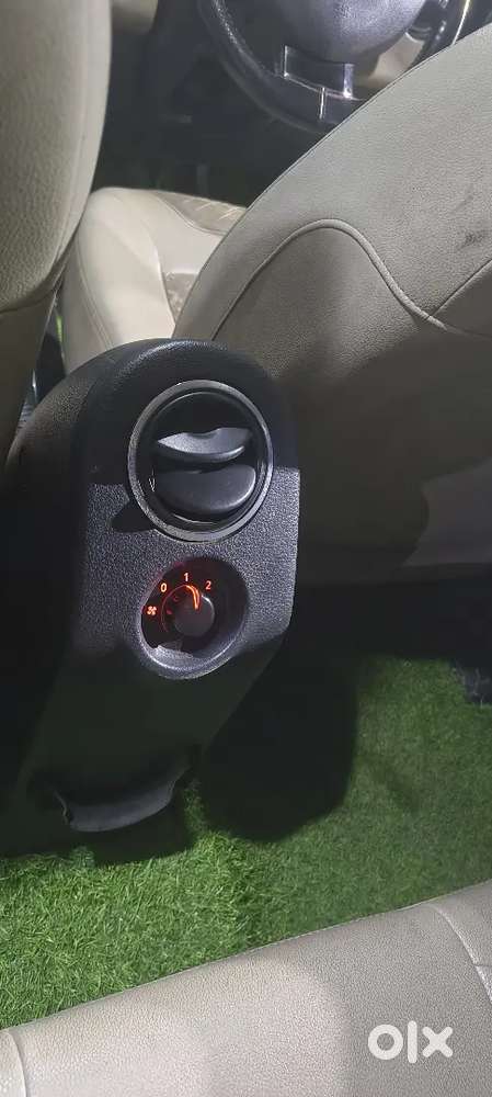 Duster Top Model Diesel Wit 6 Speed Mt, Fwd