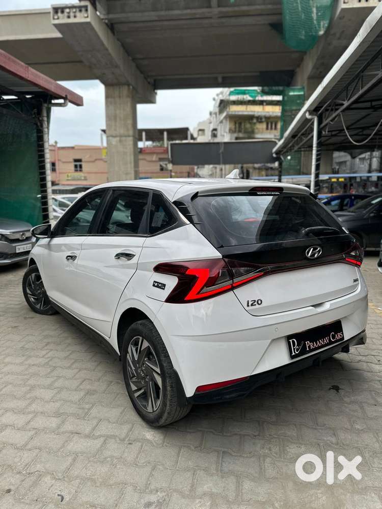 Hyundai New I20 1.2 Asta (o) Mt, 2023, Petrol