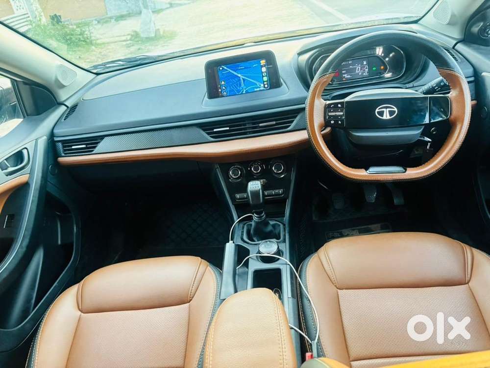 Only 6 Month Old Nexon Smart Plus S With Sunroof Only 13200 Km Drive