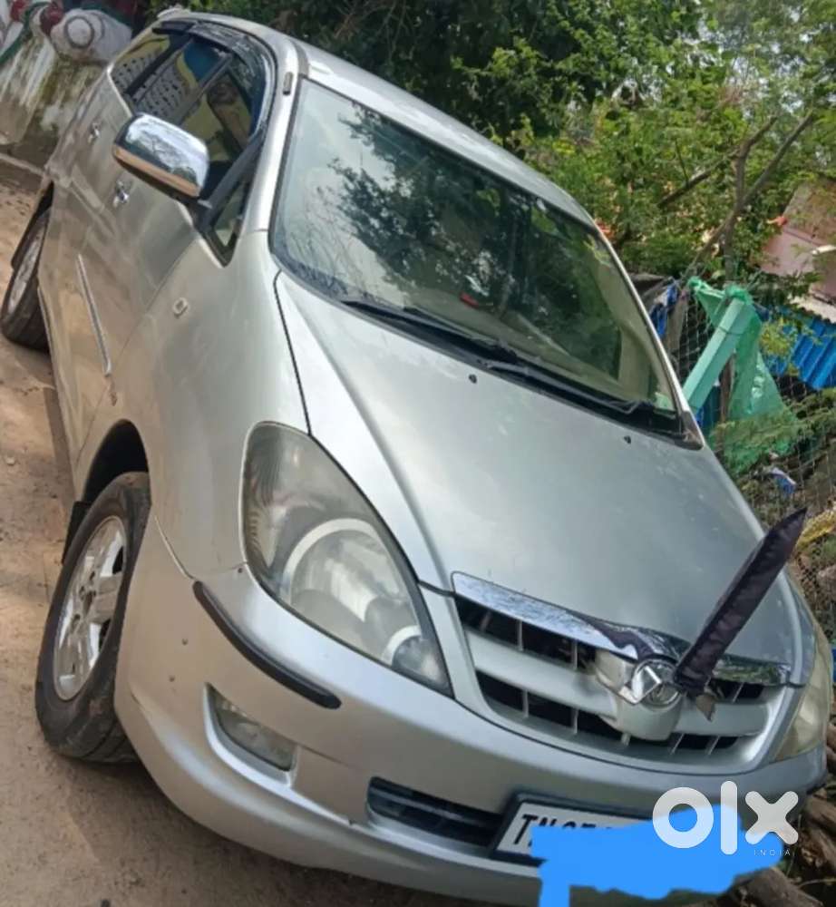 Toyota Innova 2.0 Petrol 2005