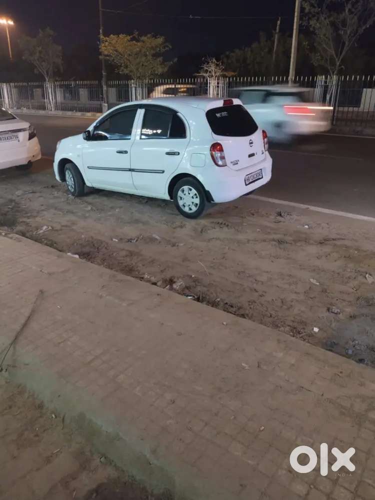 Nissan Micra Active 2016 Petrol 120000 Km Driven
