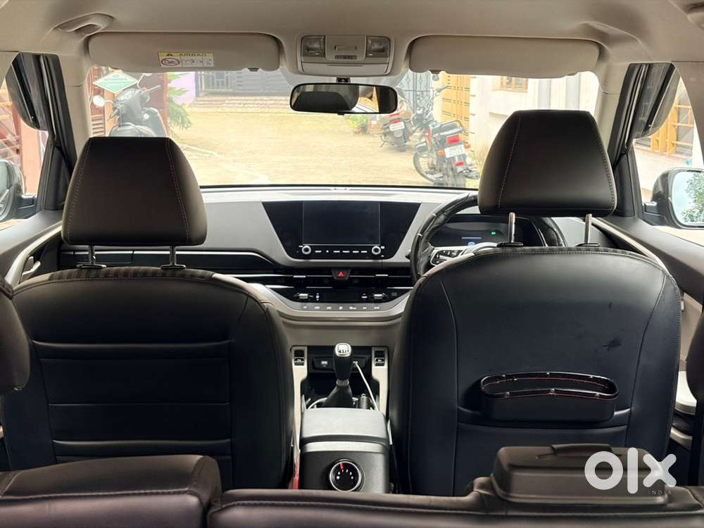 Kia Carens 2024 Cng & Hybrids Petrol Manual (25000 Km Driven)