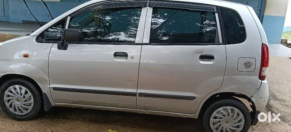Maruti Suzuki Estilo Lxi 2011 Petrol And Cng