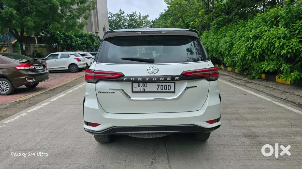 Toyota Fortuner Legender 2023 Diesel Automatic