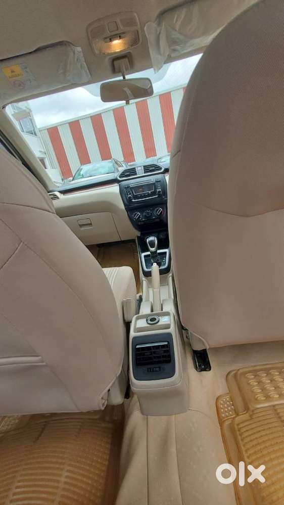 Maruti Suzuki Dzire 1.2 Vxi Amt, 2018, Petrol