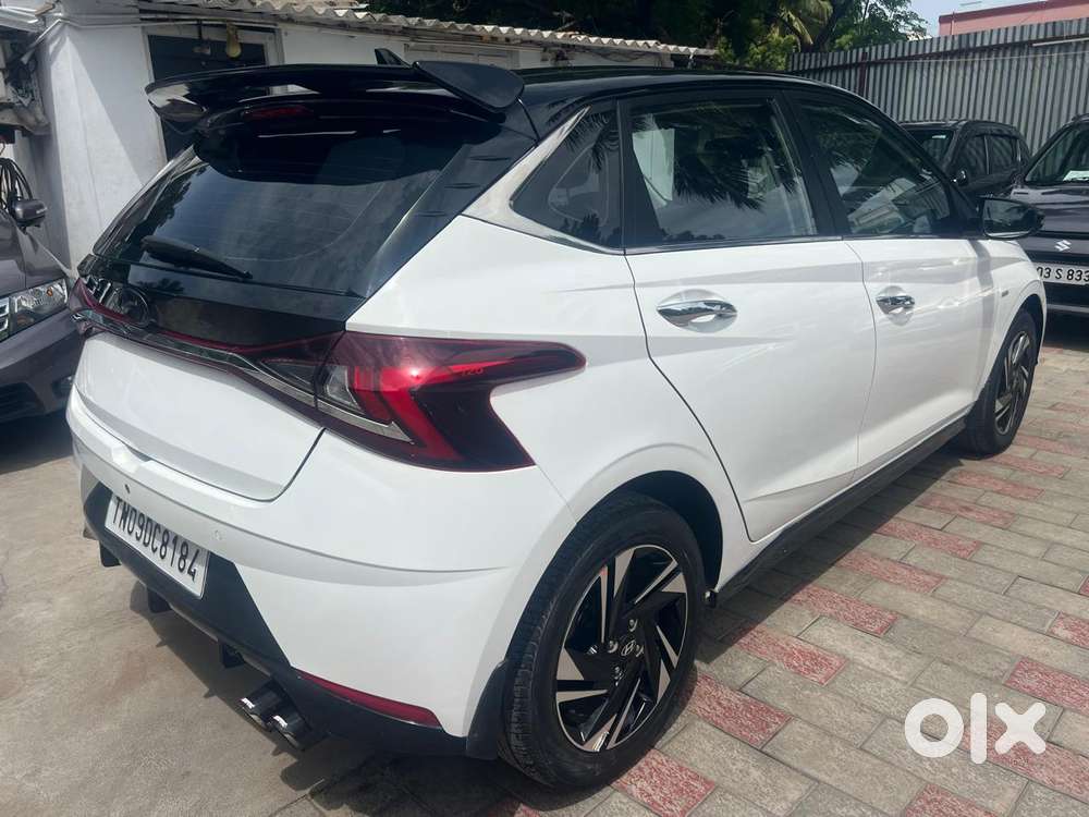Hyundai New I20 1.2 Asta (o) Ivt, 2022, Petrol