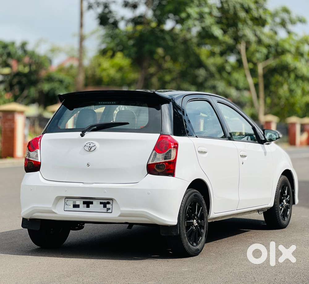 Toyota Etios Liva 1.2 V, 2019, Petrol
