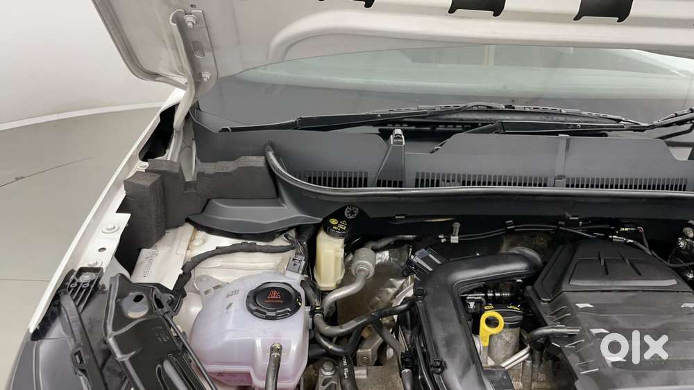 Skoda Kushaq 1.0 Tsi Ambition, 2023, Petrol