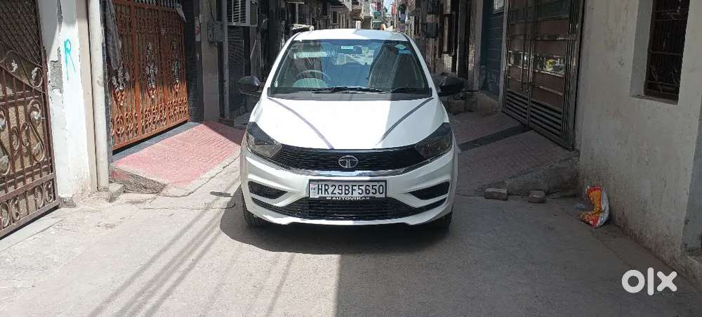 Tata Tiago I Cng ,cng  Company Fited 2025 Purchasing Date