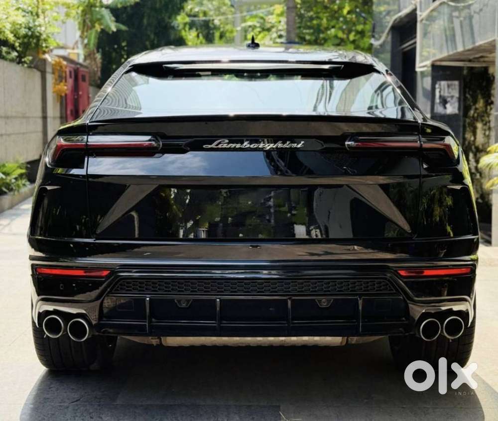 Lamborghini Urus V8, 2021, Petrol