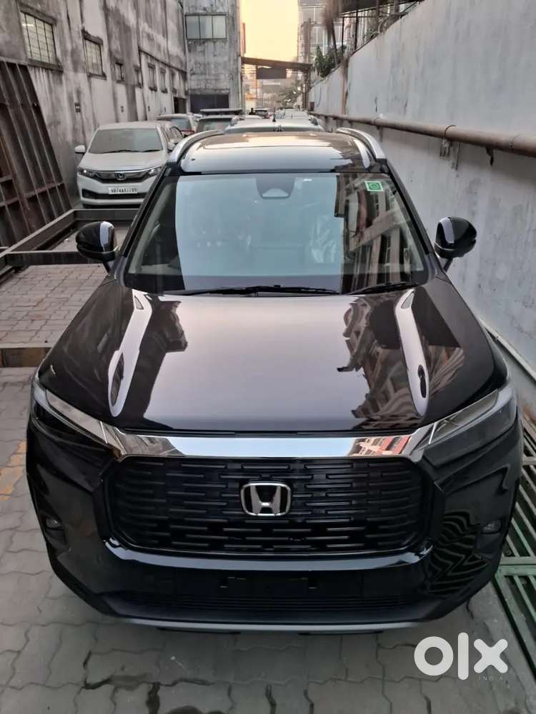 Honda Elevate 
Well Maintained , In Top Notch Condition