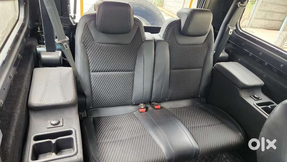 Mahindra Petrol 2021 Car
