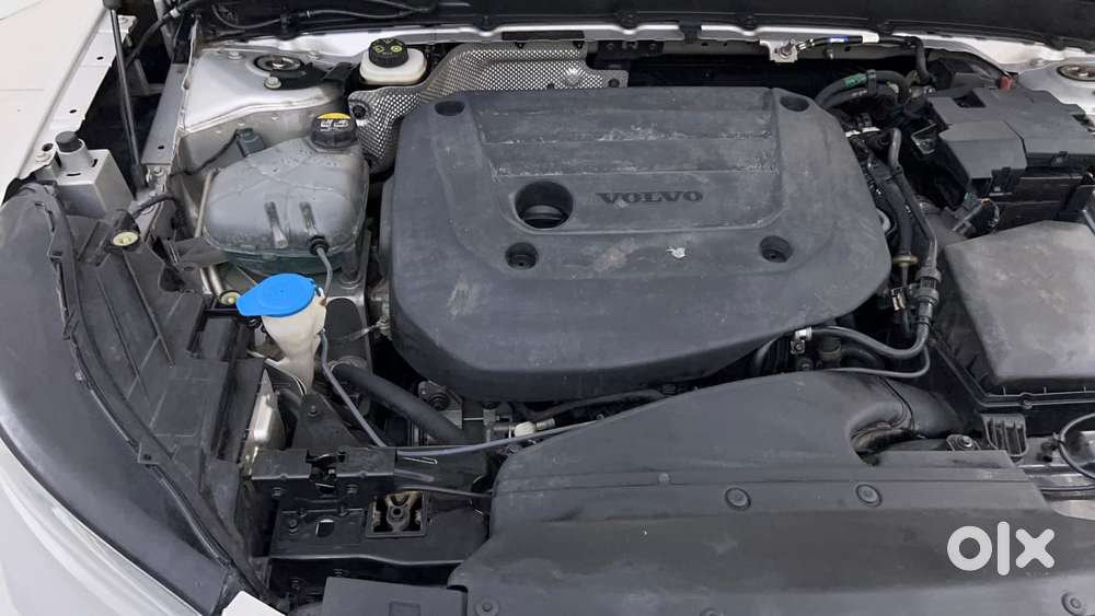 Volvo Xc40 B4 Ultimate, 2023, Petrol