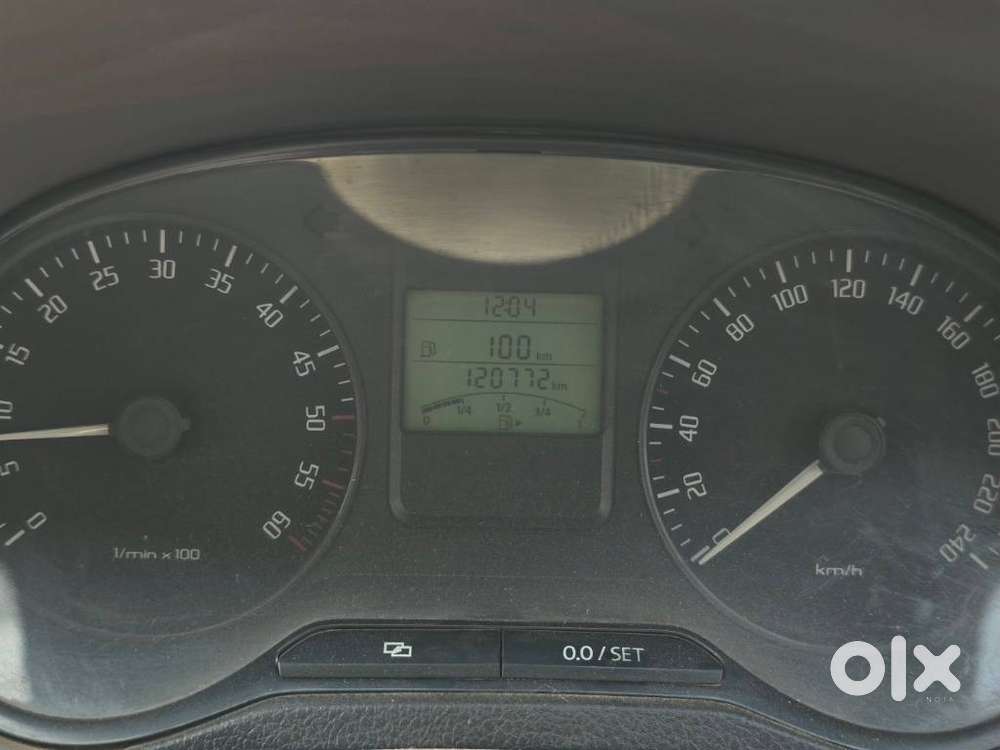 Skoda Rapid Ambition 1.6 Tdi Cr Manual Plus, 2014, Diesel