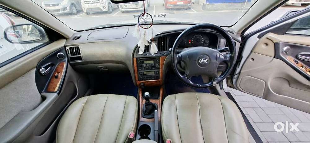 Hyundai Elantra 1.8 Sx Mt, 2005, Petrol