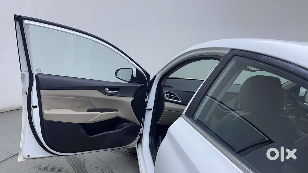 Hyundai Verna 1.5 Sx Vtvt Ivt, 2020, Petrol